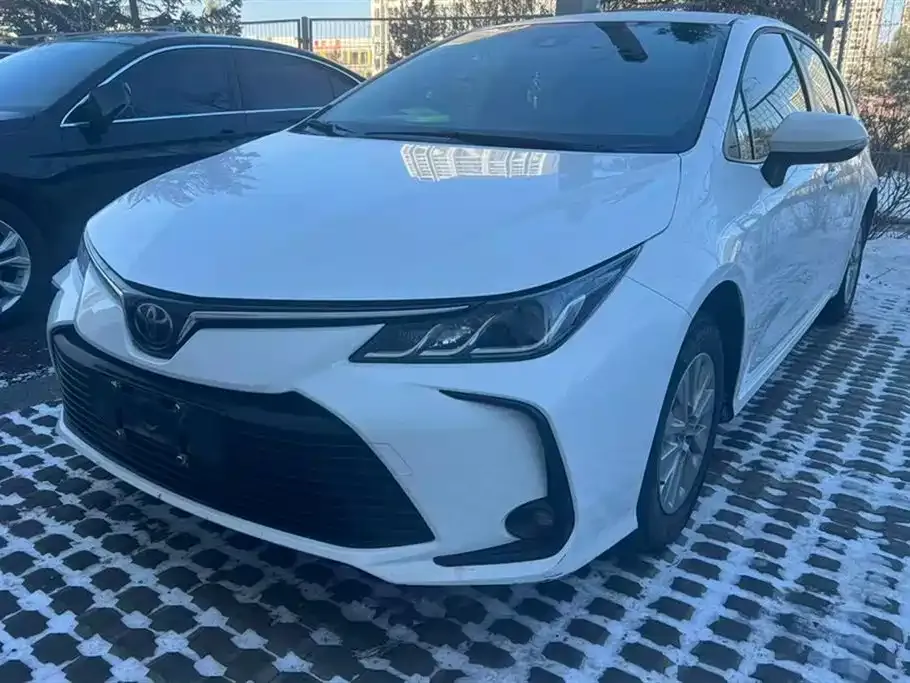 Toyota Corolla 2022 из CN, фото 1