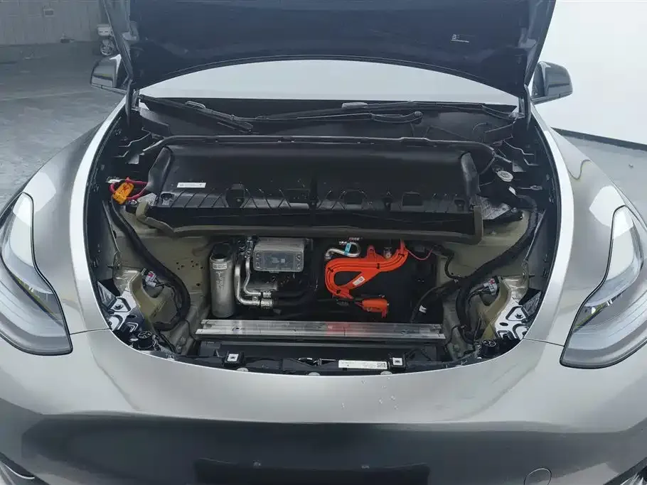 Tesla Model Y 2024 из CN, фото 9