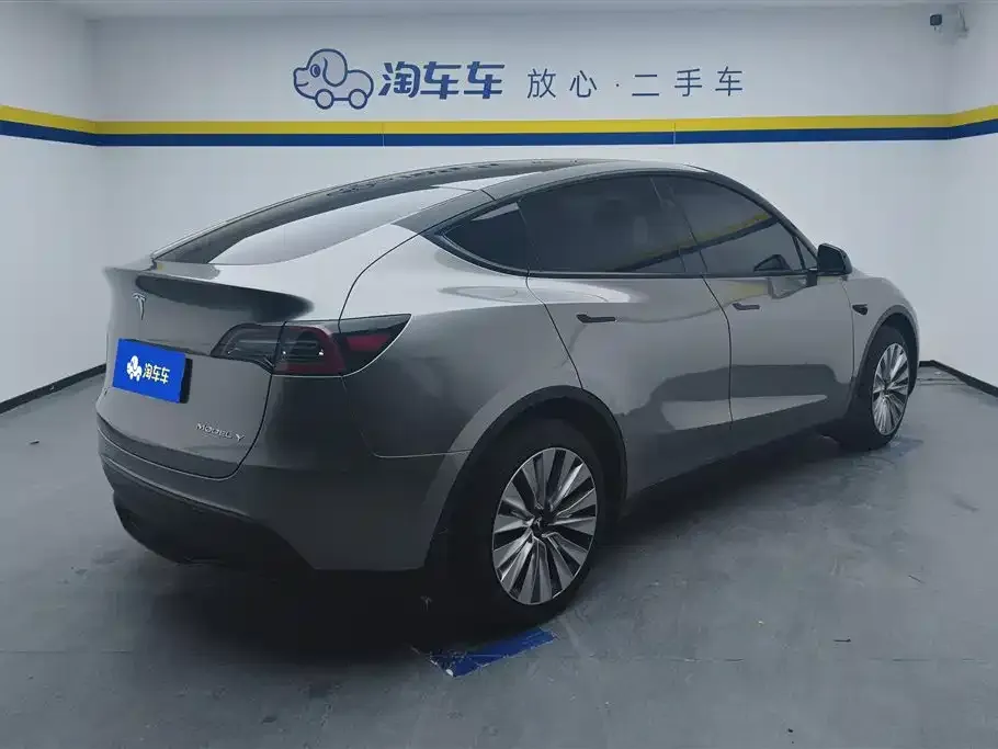 Tesla Model Y 2024 из CN, фото 8