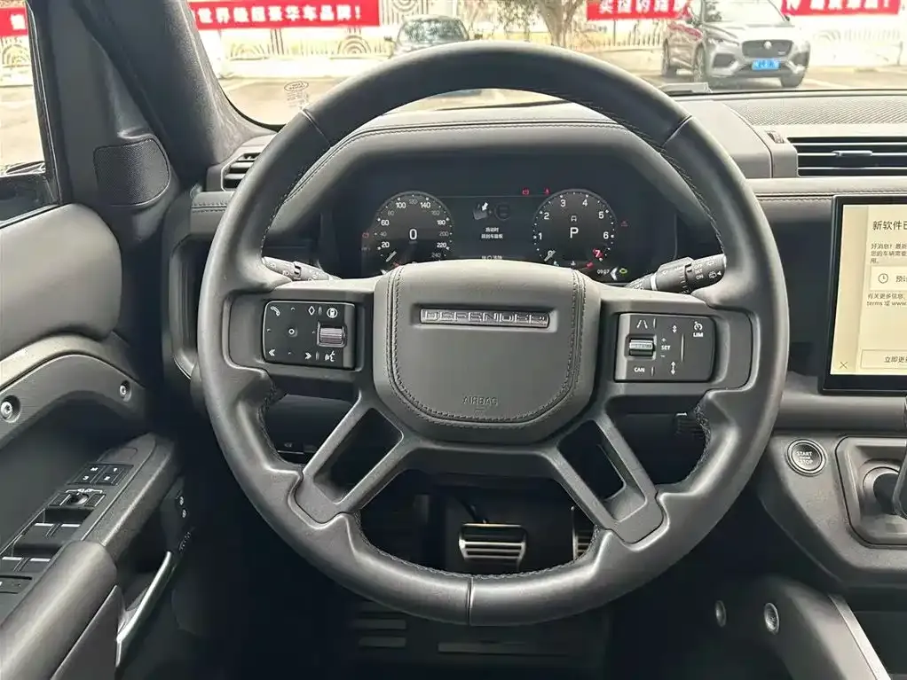 Land Rover Defender 2024 из CN, фото 10