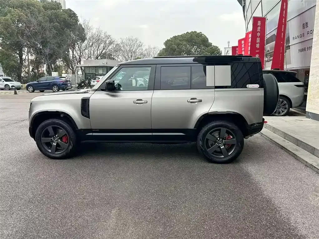Land Rover Defender 2024 из CN, фото 9