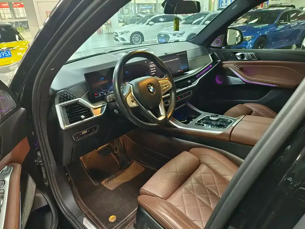 BMW X7 2023 из CN, фото 2