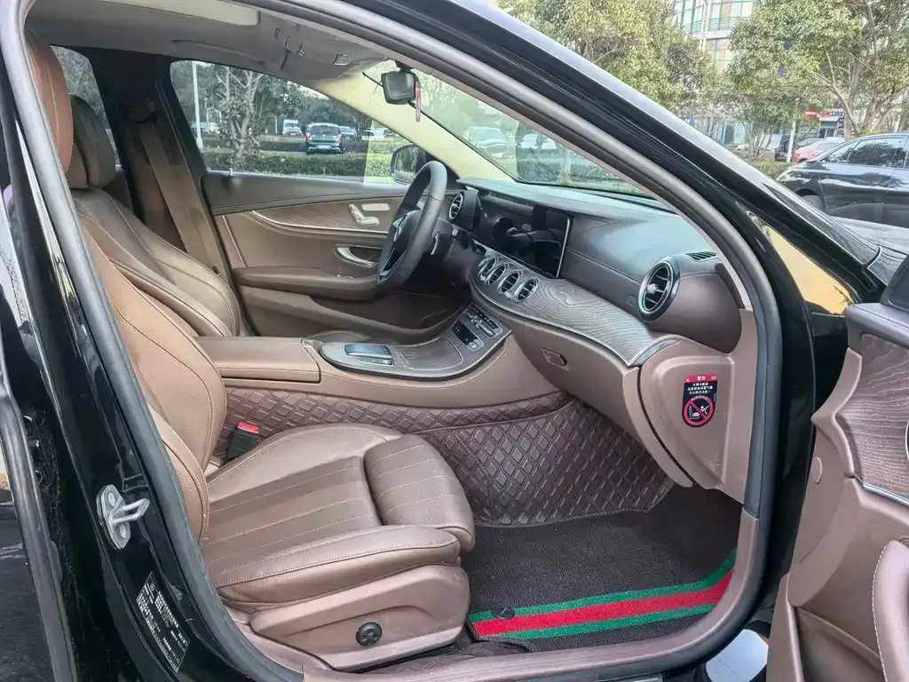 Mercedes-Benz E-Class 2022 из CN, фото 8