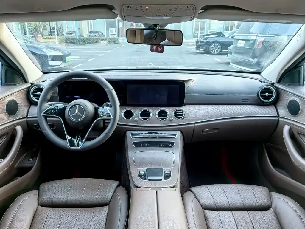 Mercedes-Benz E-Class 2022 из CN, фото 7