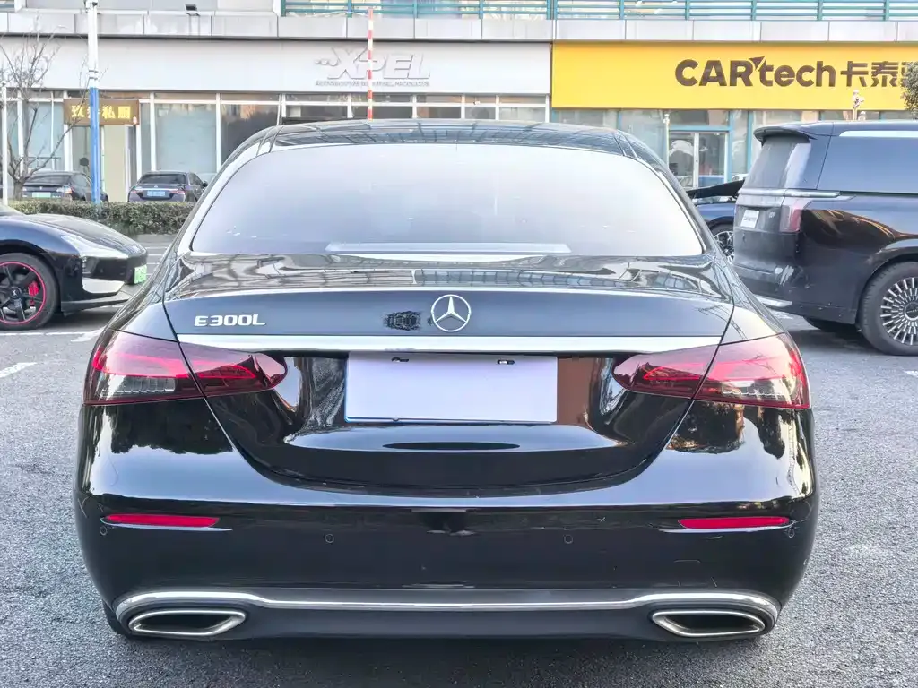 Mercedes-Benz E-Class 2022 из CN, фото 3