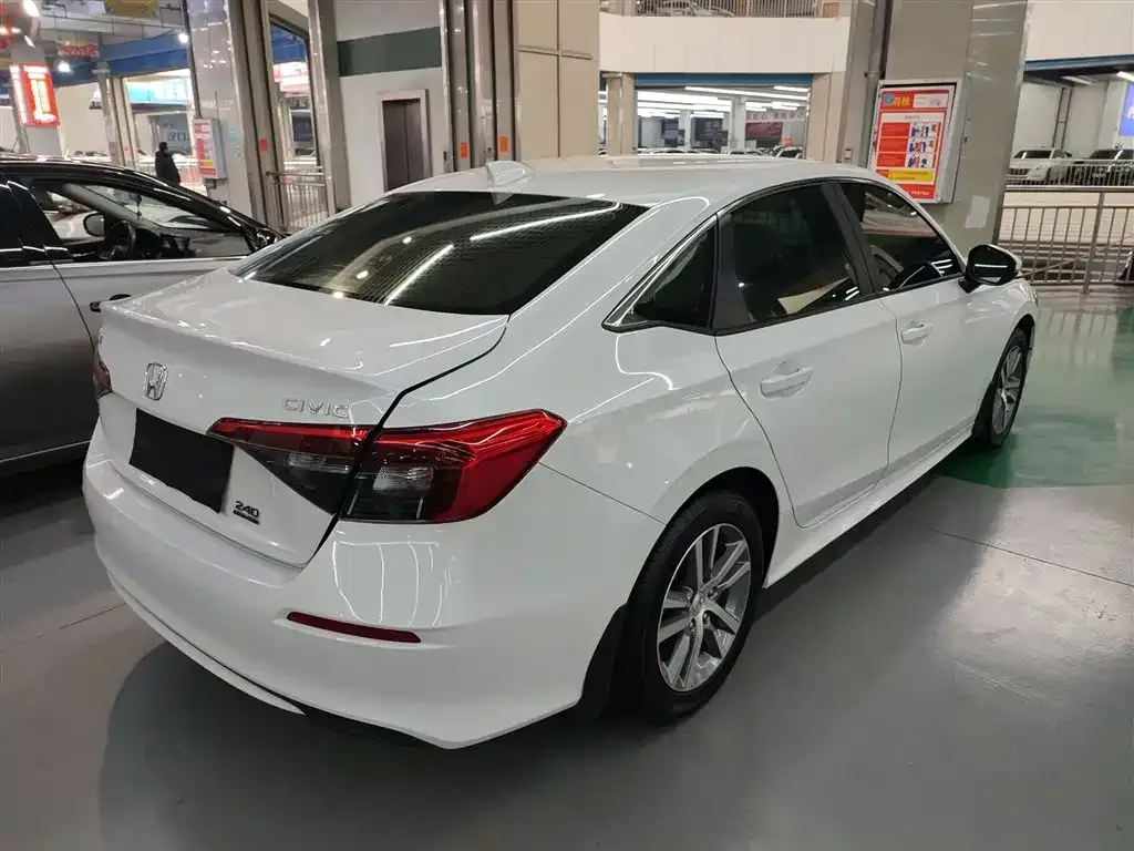 Honda Civic — фото 9