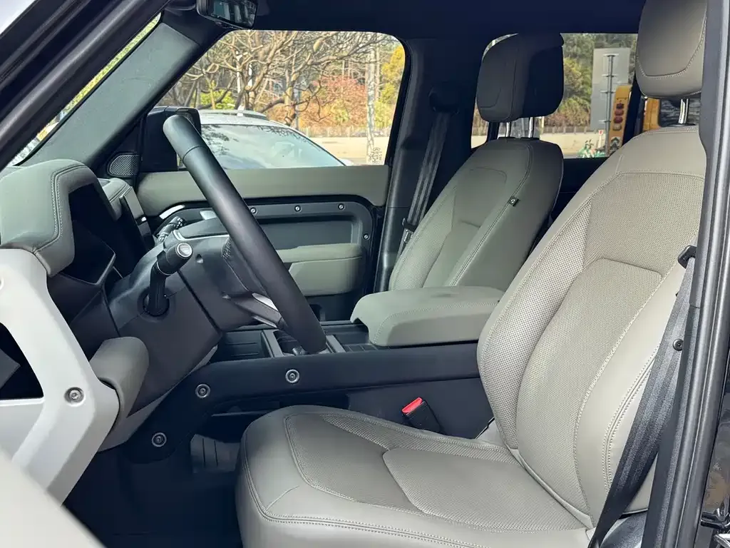 Land Rover Defender 2022 из CN, фото 4