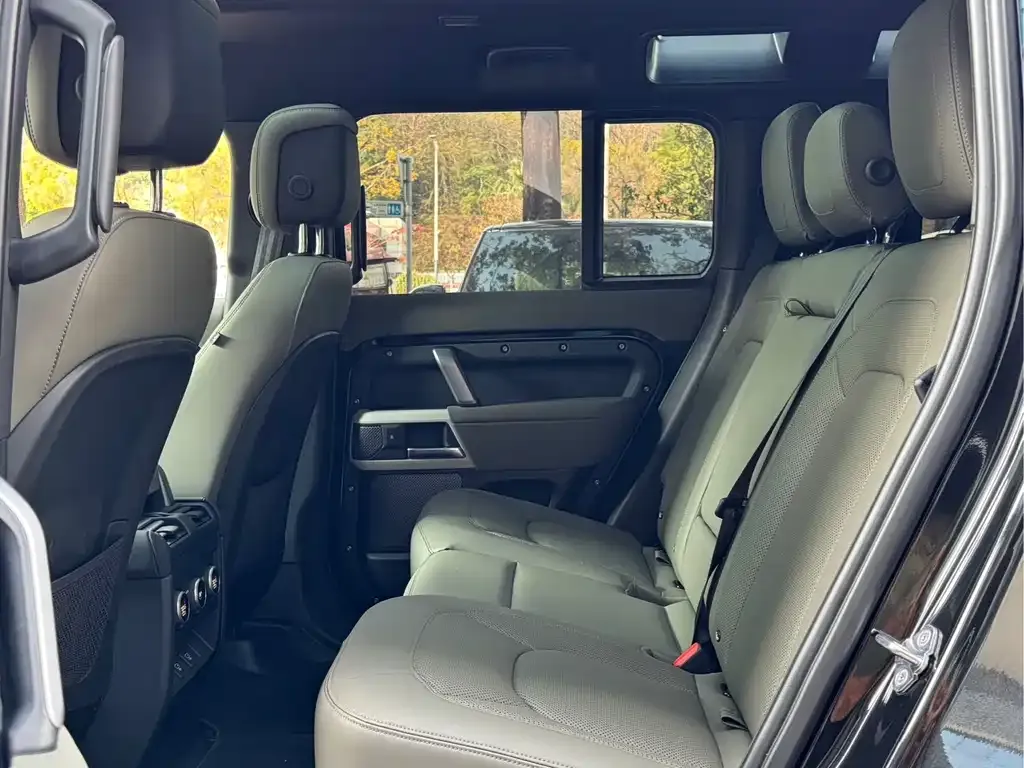 Land Rover Defender 2022 из CN, фото 7