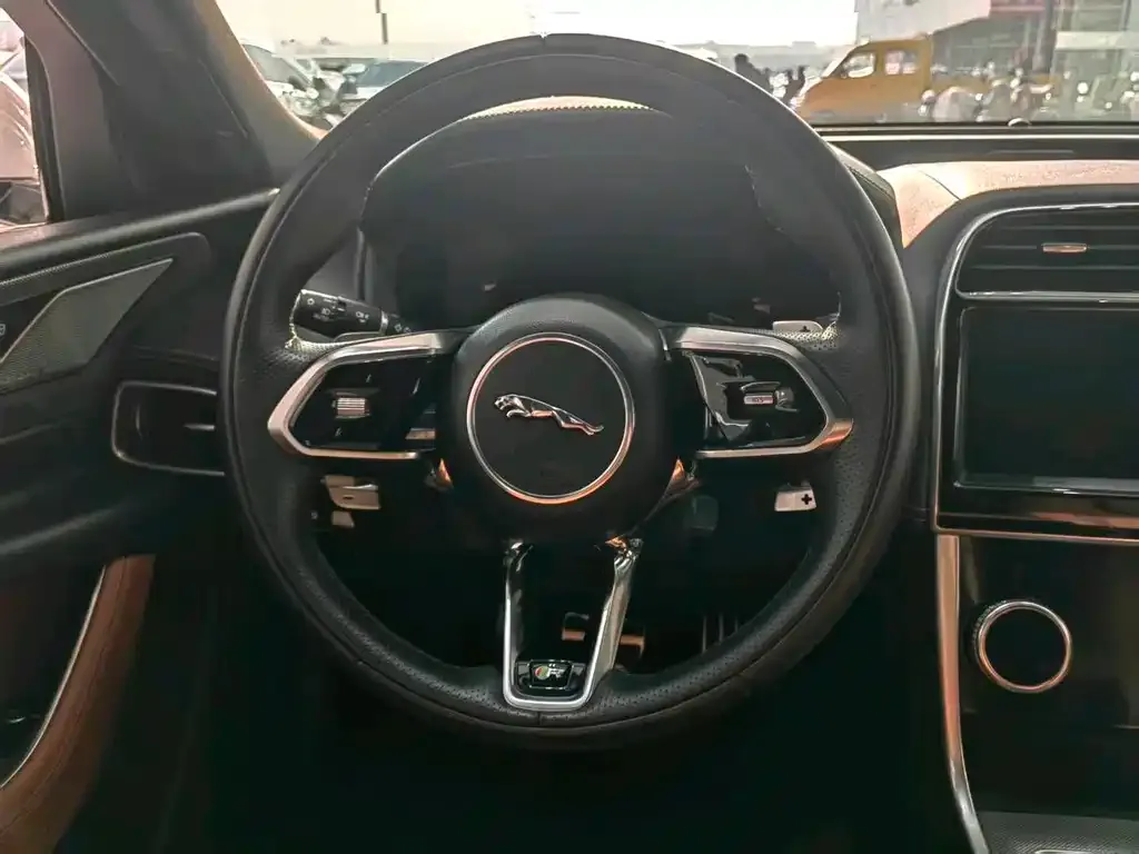 Jaguar XEL 2024 из CN, фото 2