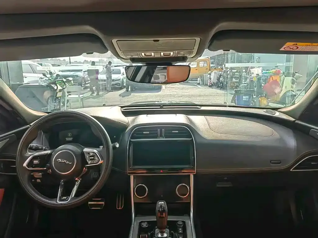 Jaguar XEL 2024 из CN, фото 9