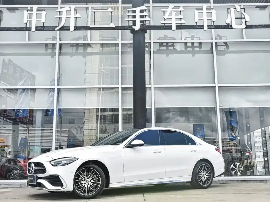 Mercedes-Benz C-Class — фото 1
