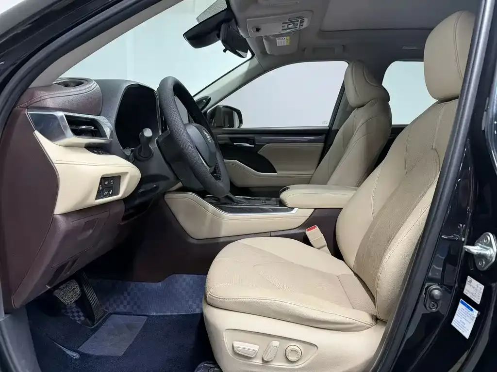 Toyota Highlander 2021 из CN, фото 5