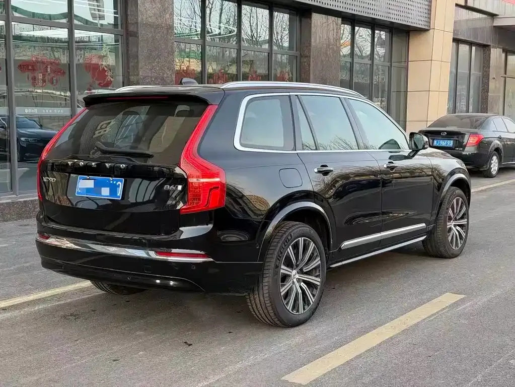 Volvo XC90 — фото 2