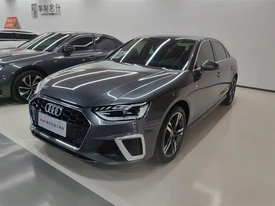 Audi A4L 2021 из CN, фото 1
