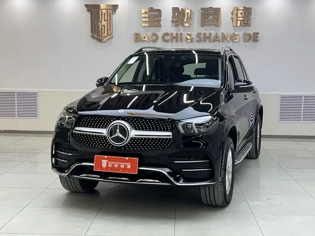 Mercedes-Benz GLE — фото 1