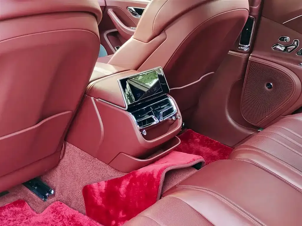 Bentley Flying Spur 2023 из CN, фото 2