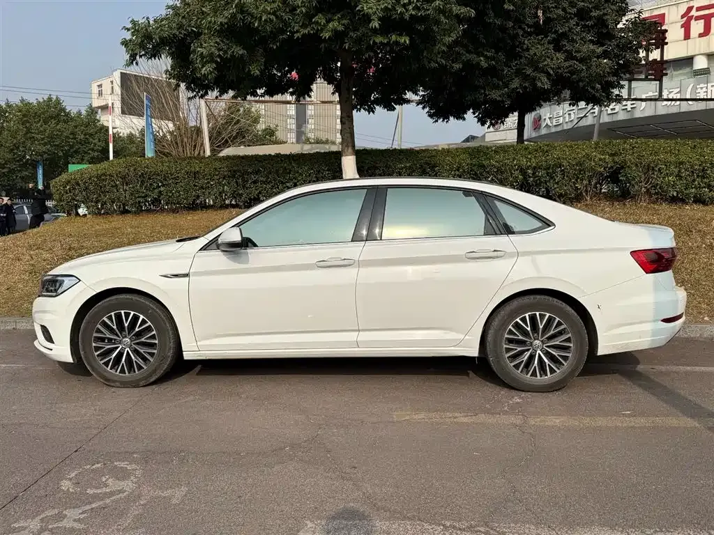 Volkswagen Sagitar 2021 из CN, фото 2