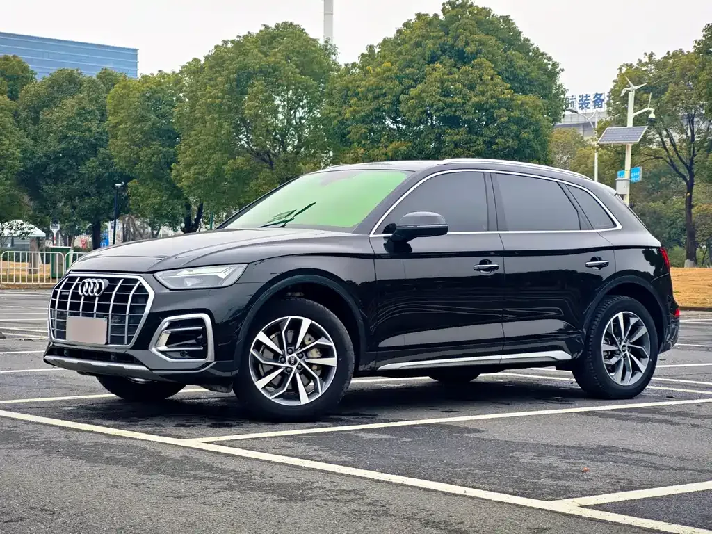 Audi Q5L 2022 из CN, фото 1
