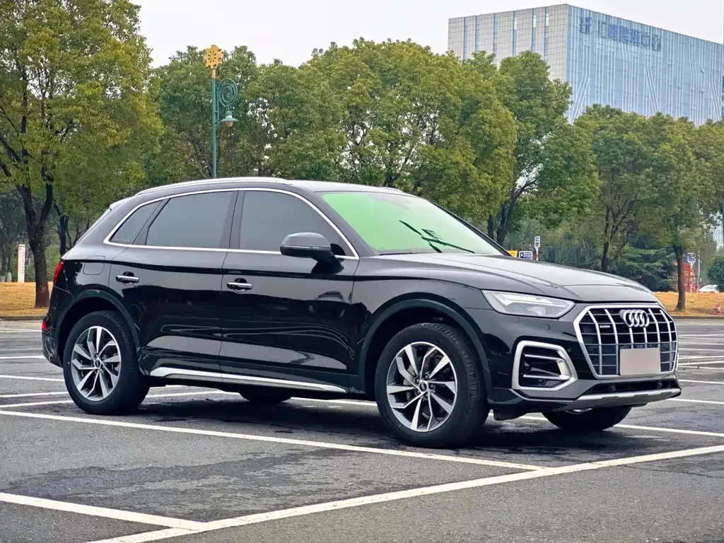 Audi Q5L 2022 из CN, фото 3