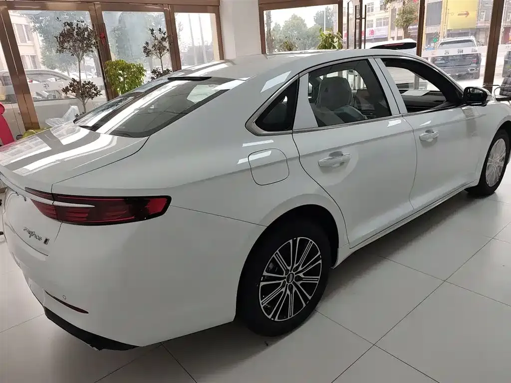 Geely Xingrui 2026 из CN, фото 9