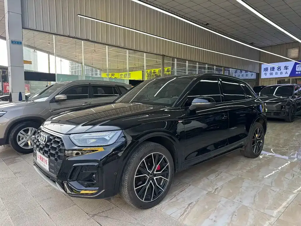 Audi Q5L 2023 из CN, фото 1