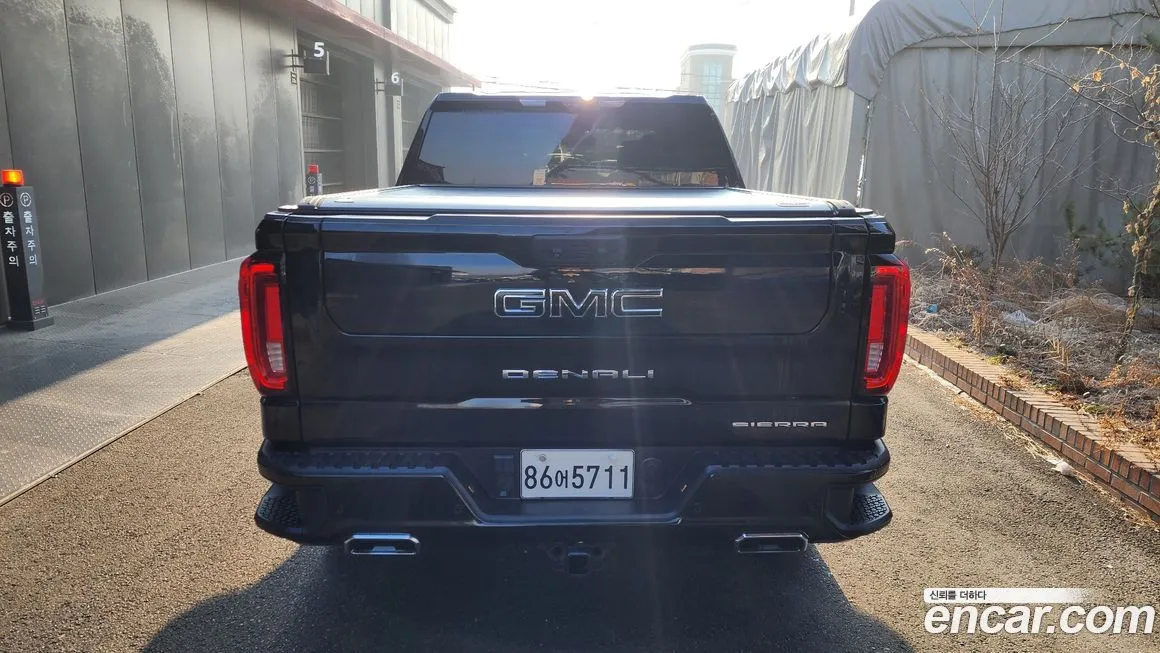 GMC Sierra 2023 из KR, фото 6