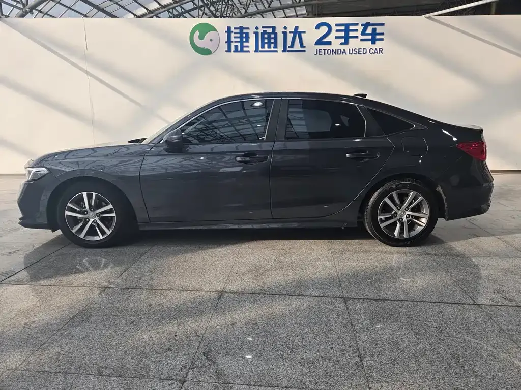 Honda Civic — фото 10