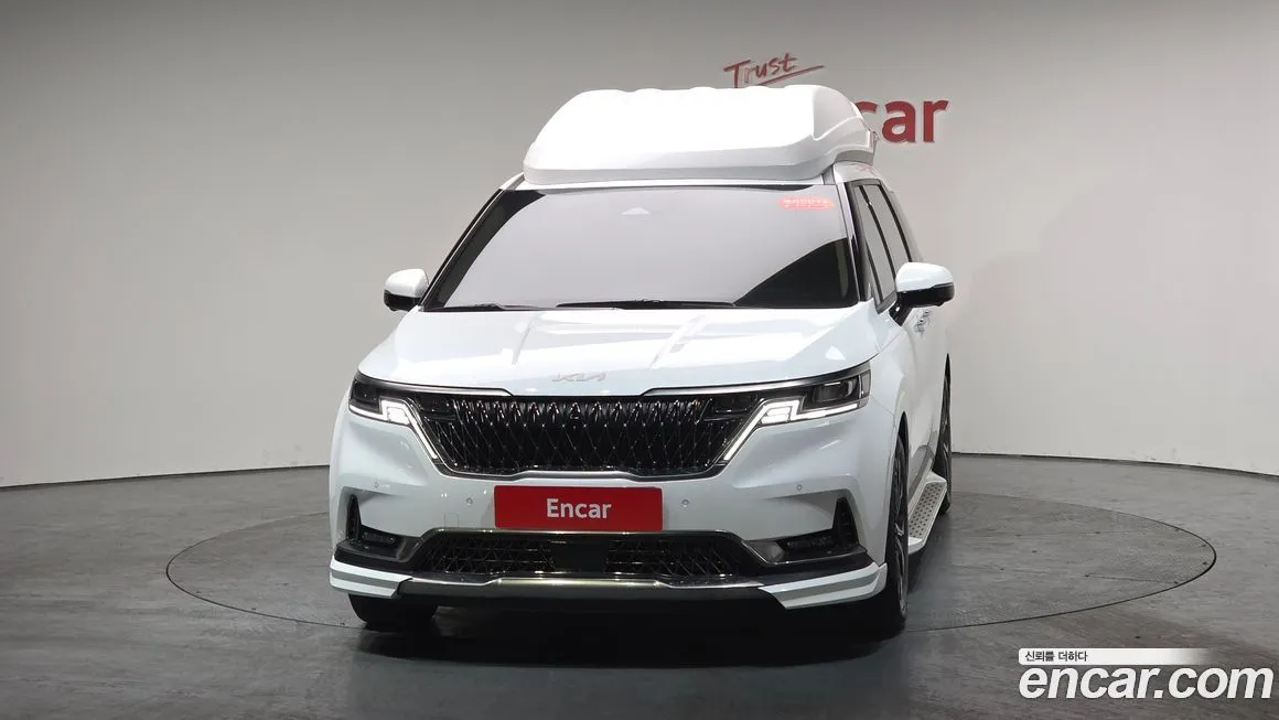 Kia Carnival — фото 10