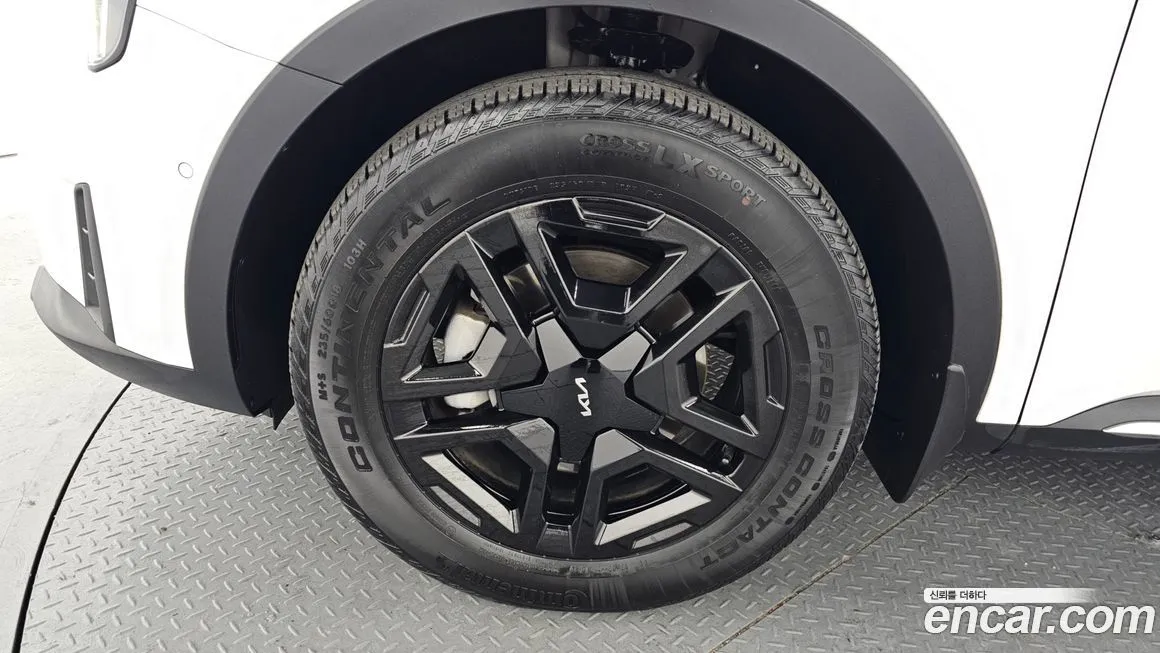 Kia Sorento — фото 5