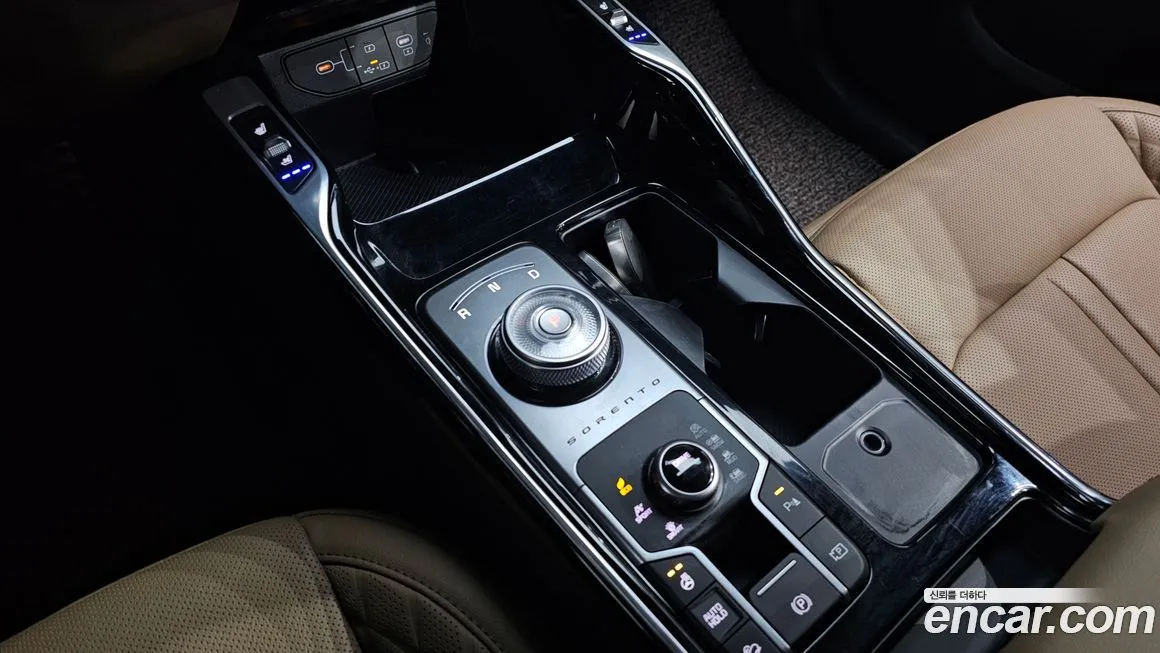 Kia Sorento — фото 10