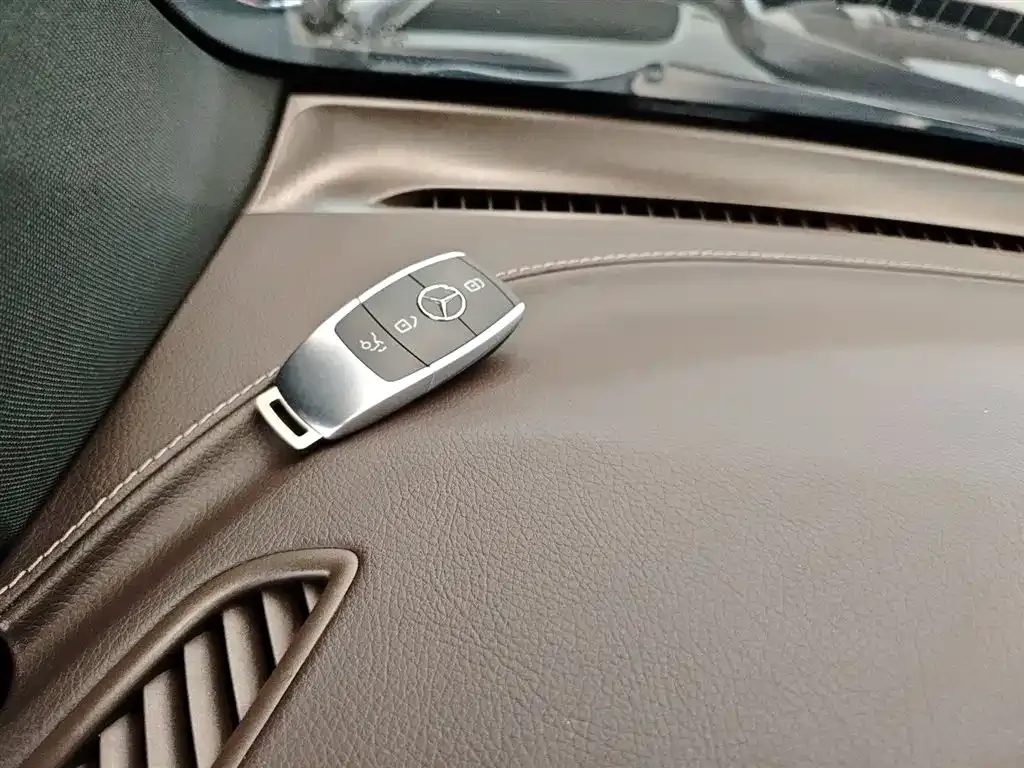 Mercedes-Benz GLC 2022 из CN, фото 8
