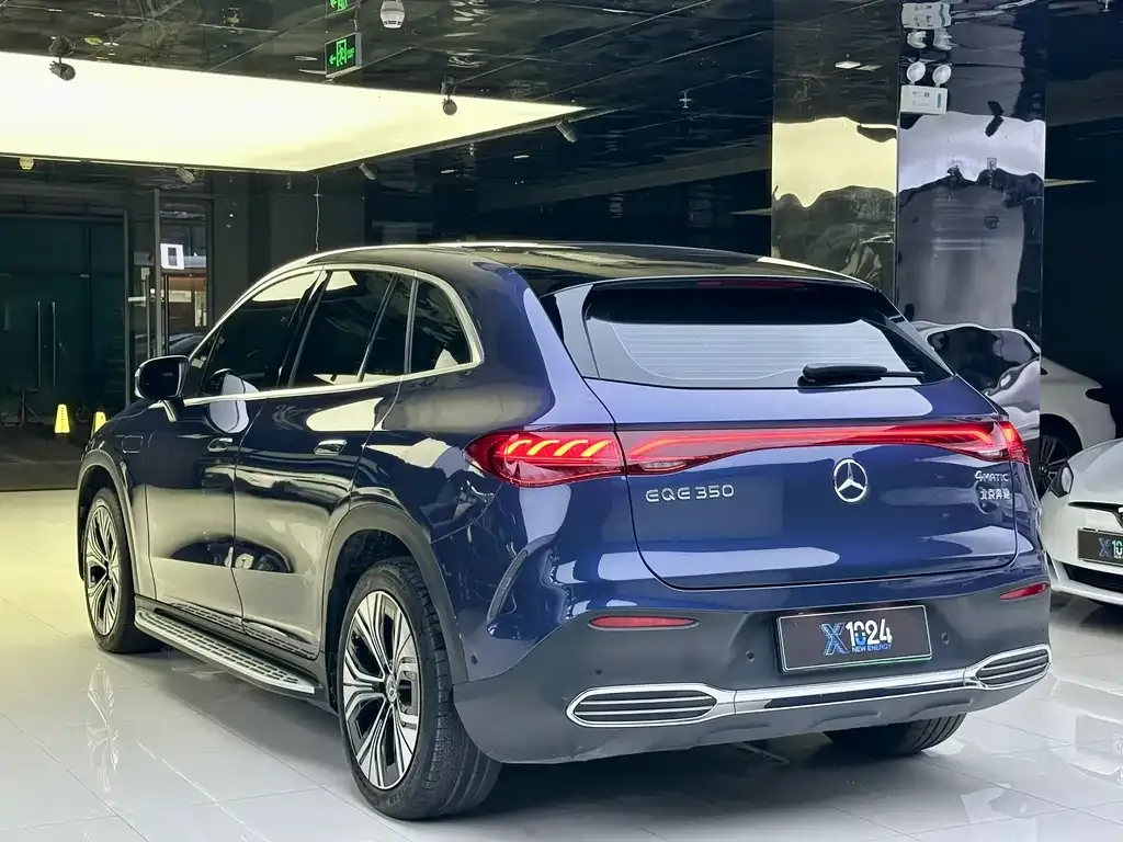 Mercedes-Benz EQE SUV 2023 из CN, фото 2