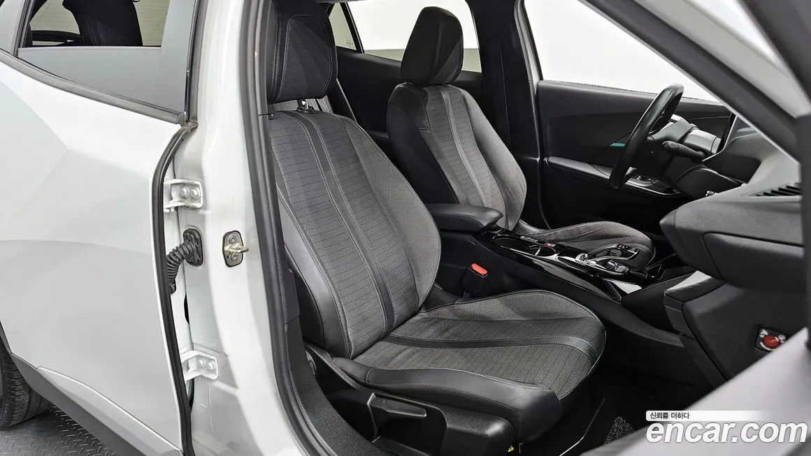 Peugeot 2008 2021 из KR, фото 7