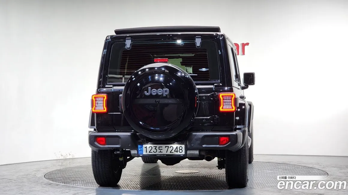 Jeep Wrangler 2022 из KR, фото 2