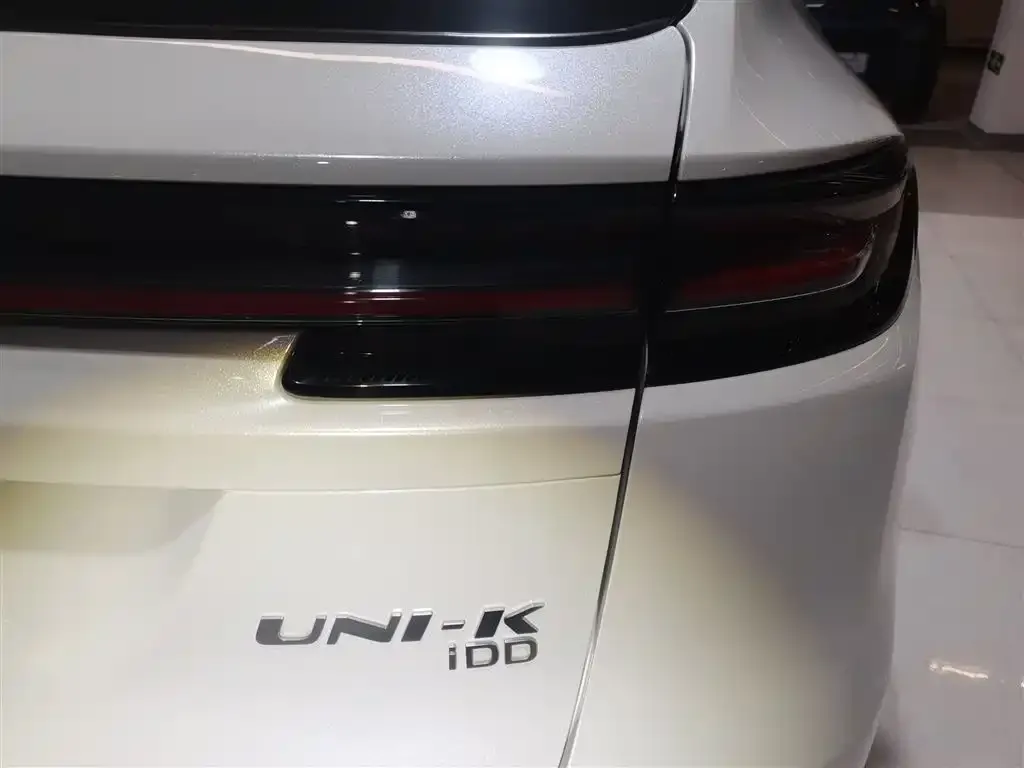 Changan UNI-K iDD 2022 из CN, фото 2