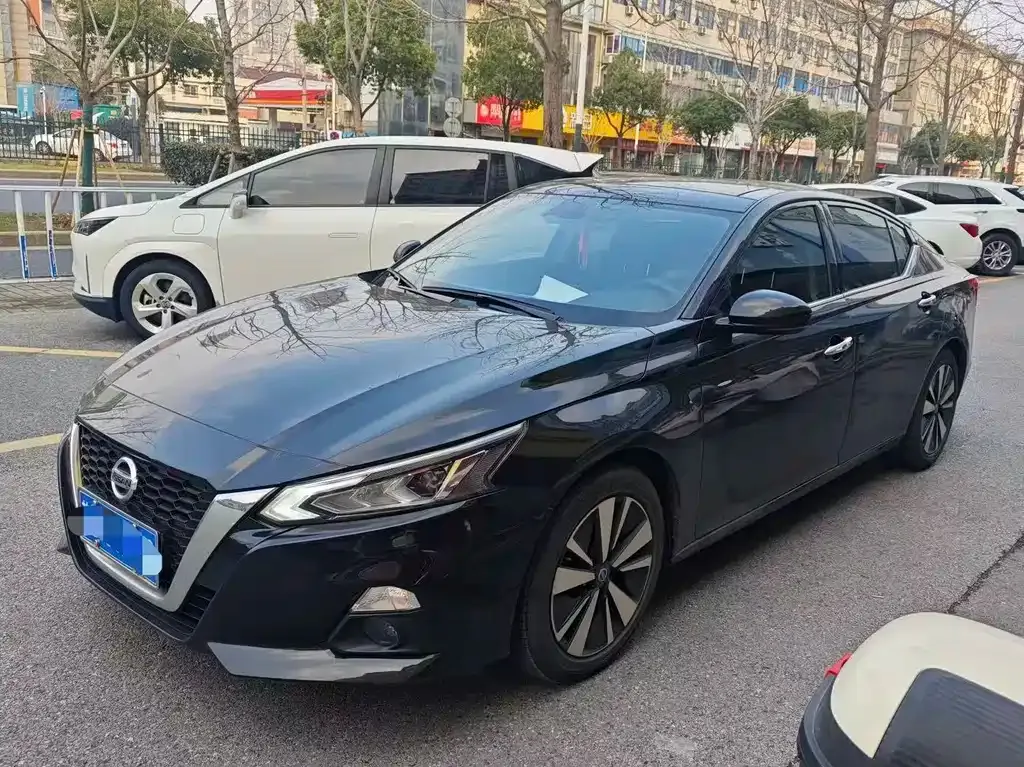 Nissan Teana 2023 из CN, фото 1