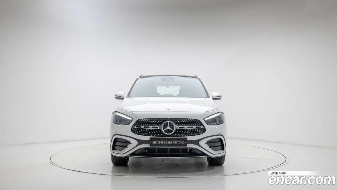 Mercedes-Benz GLA-Class — фото 6