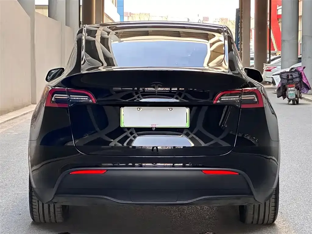 Tesla Model Y 2022 из CN, фото 9