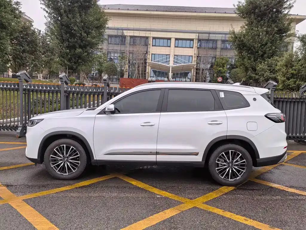 Chery Tiggo 8 2025 из CN, фото 8