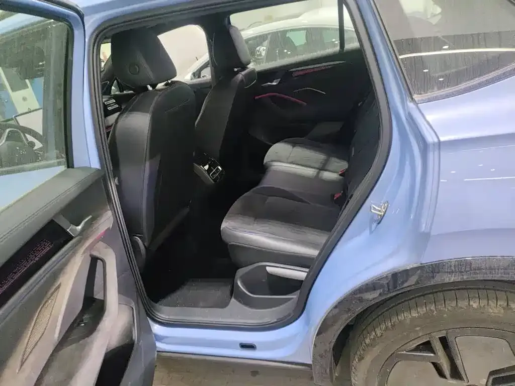 Volkswagen Tiguan L 2024 из CN, фото 2