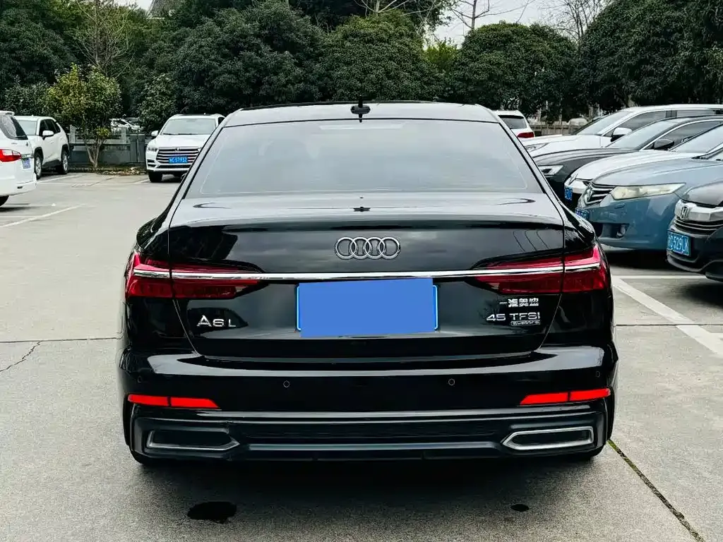 Audi A6L 2022 из CN, фото 3