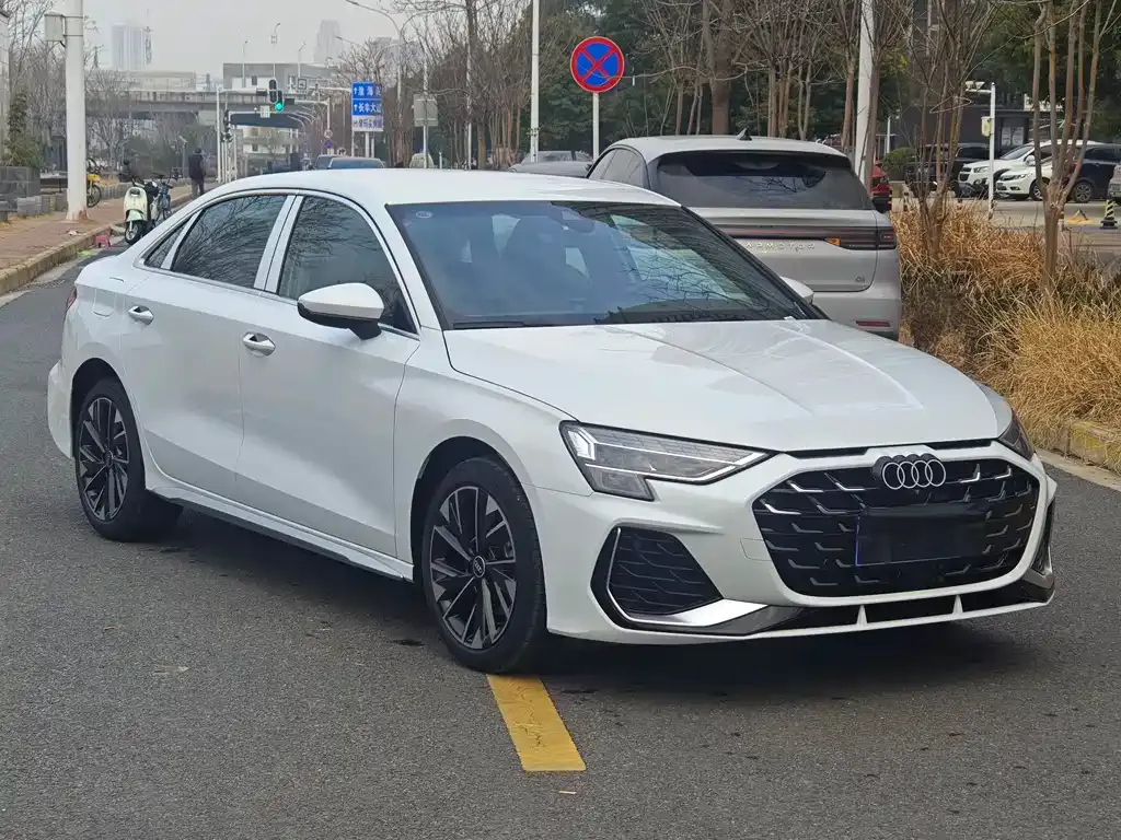Audi A3 2025 из CN, фото 4