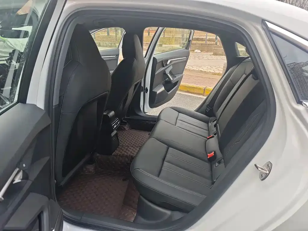 Audi A3 2025 из CN, фото 2