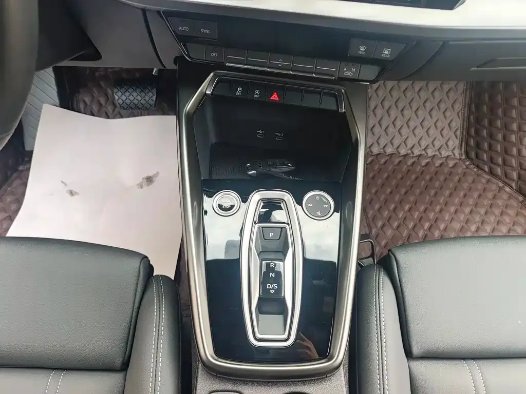Audi A3 2025 из CN, фото 8