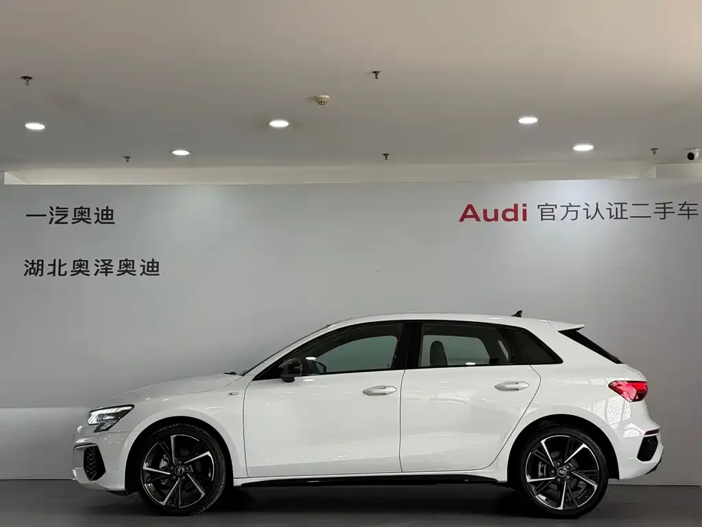 Audi A3 — фото 3