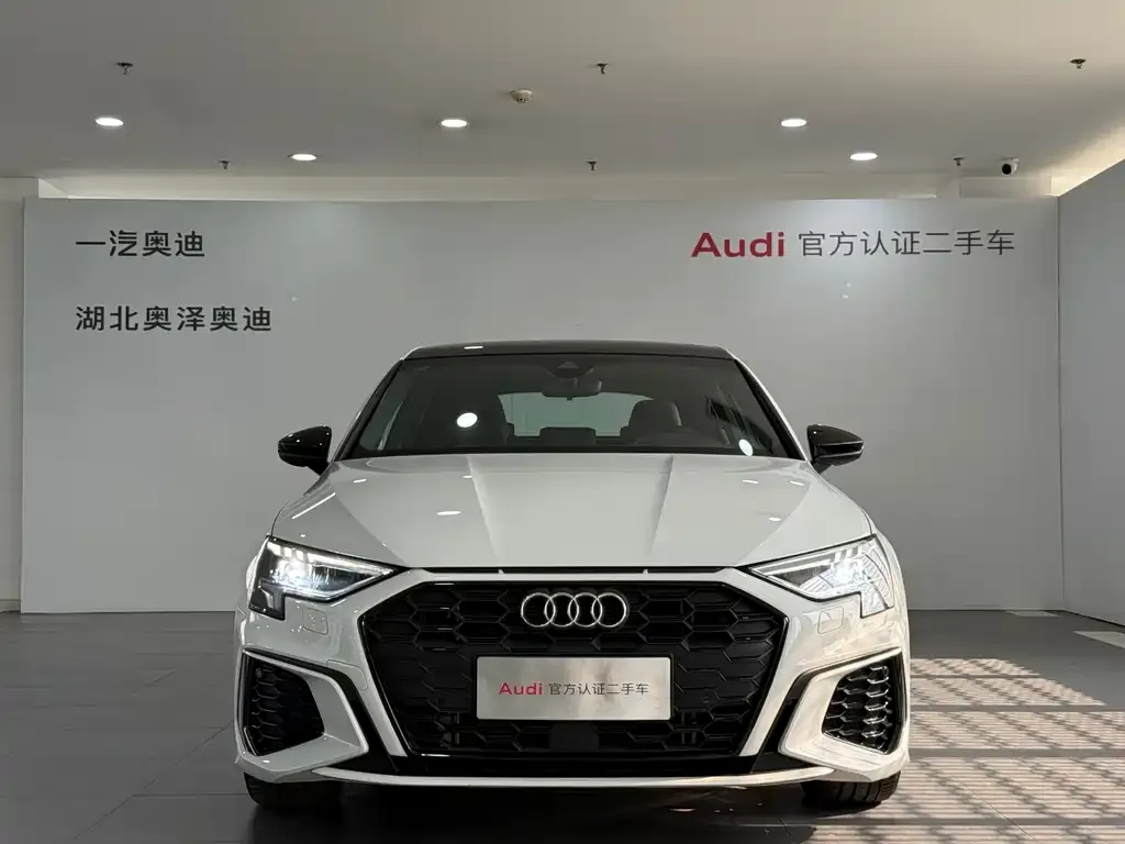 Audi A3 — фото 2