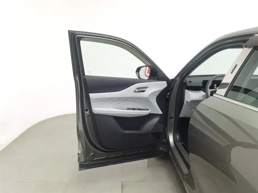 Changan UNI-Z New Energy 2024 из CN, фото 5