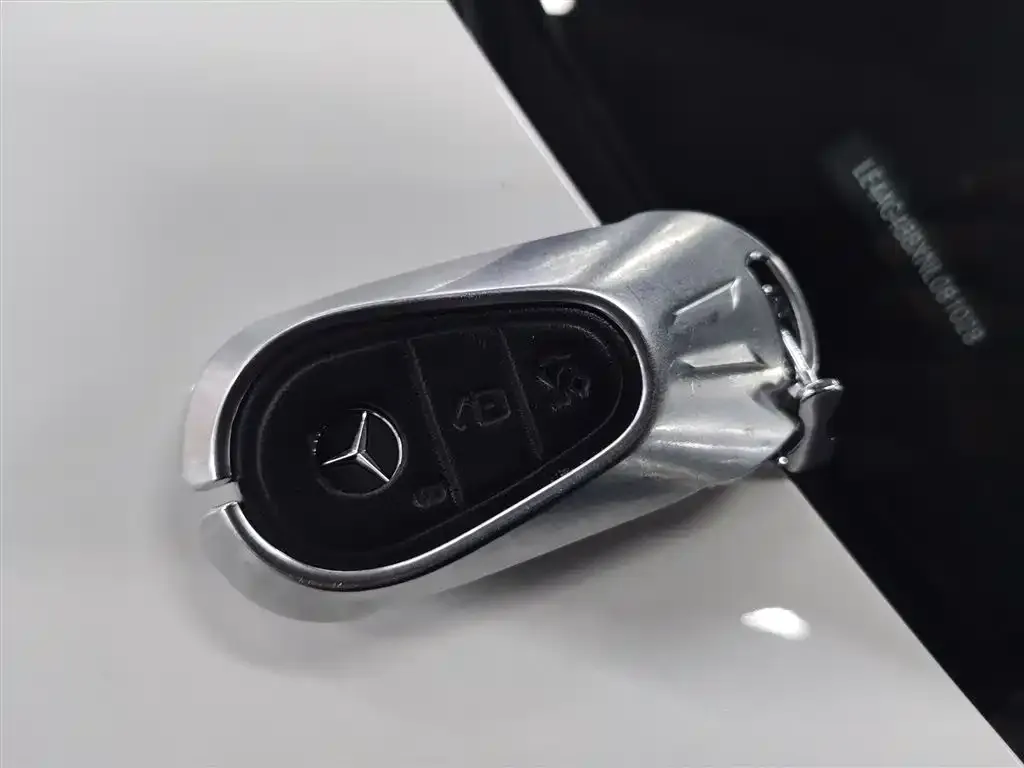 Mercedes-Benz C-Class 2022 из CN, фото 2