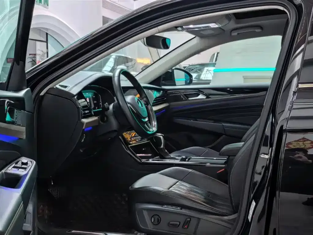 Volkswagen Passat 2021 из CN, фото 7