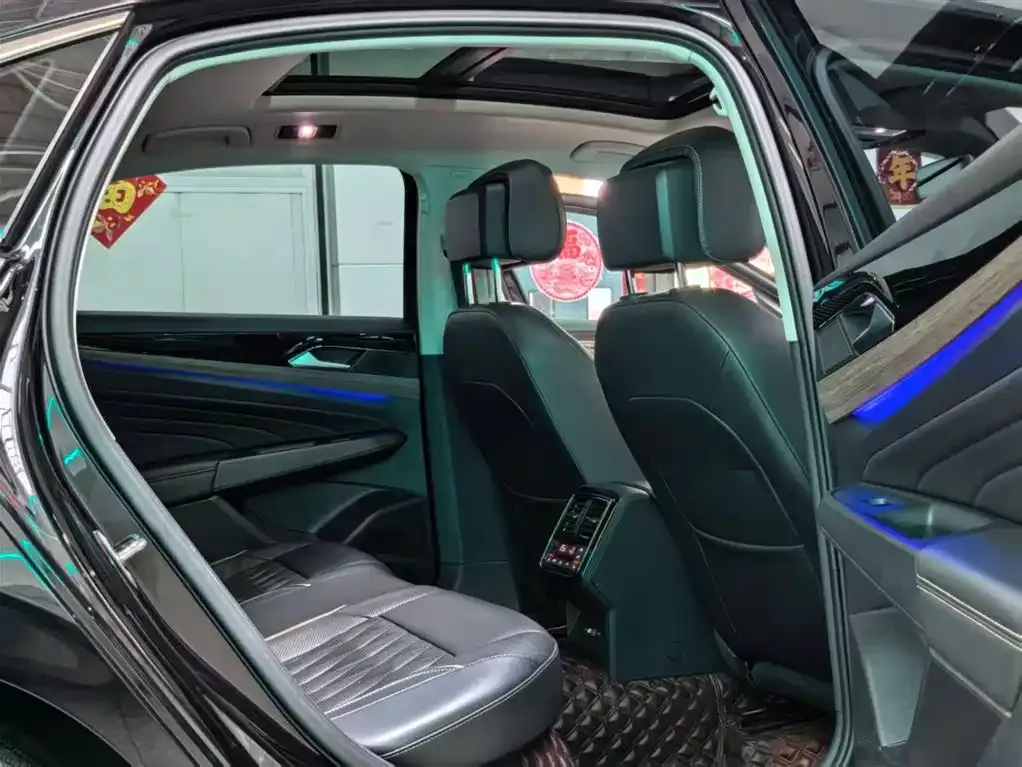 Volkswagen Passat 2021 из CN, фото 9